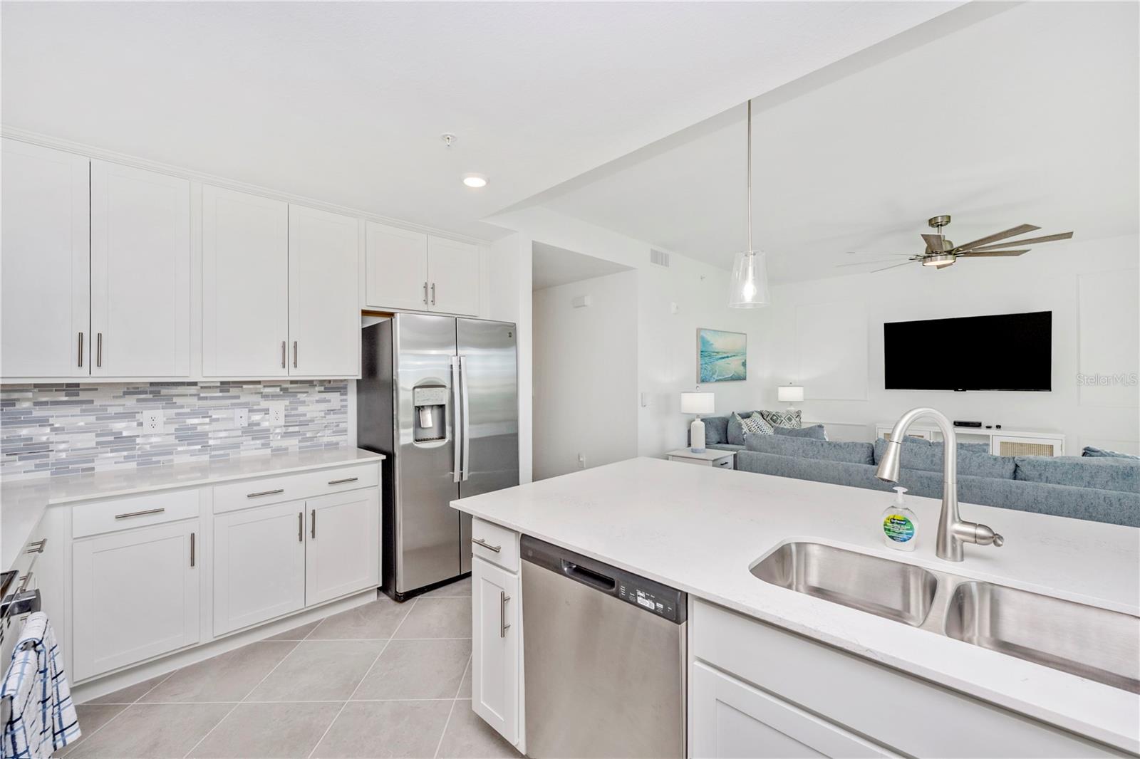 Image 15 of 92 For 17565 Opal Sand Drive 202