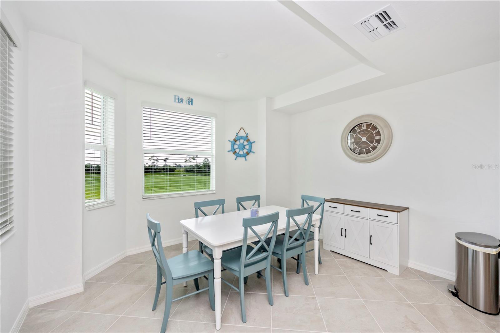 Image 17 of 92 For 17565 Opal Sand Drive 202