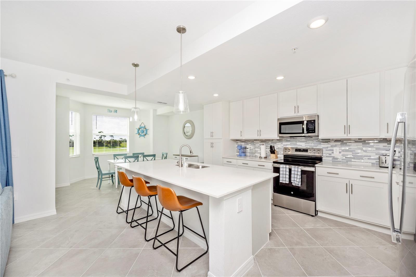 Image 5 of 92 For 17565 Opal Sand Drive 202