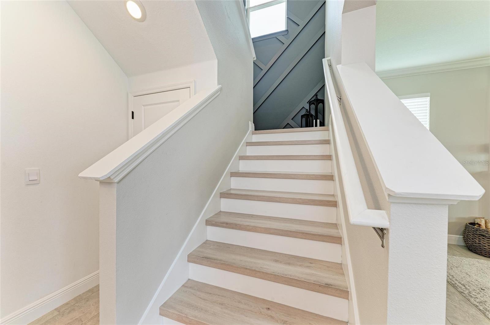 Image 13 of 56 For 16724 Barnwood Place