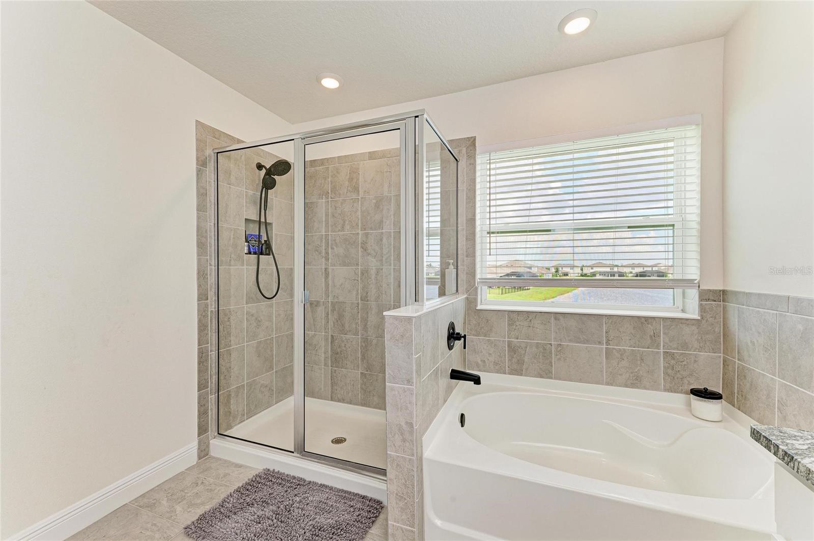 Image 21 of 56 For 16724 Barnwood Place