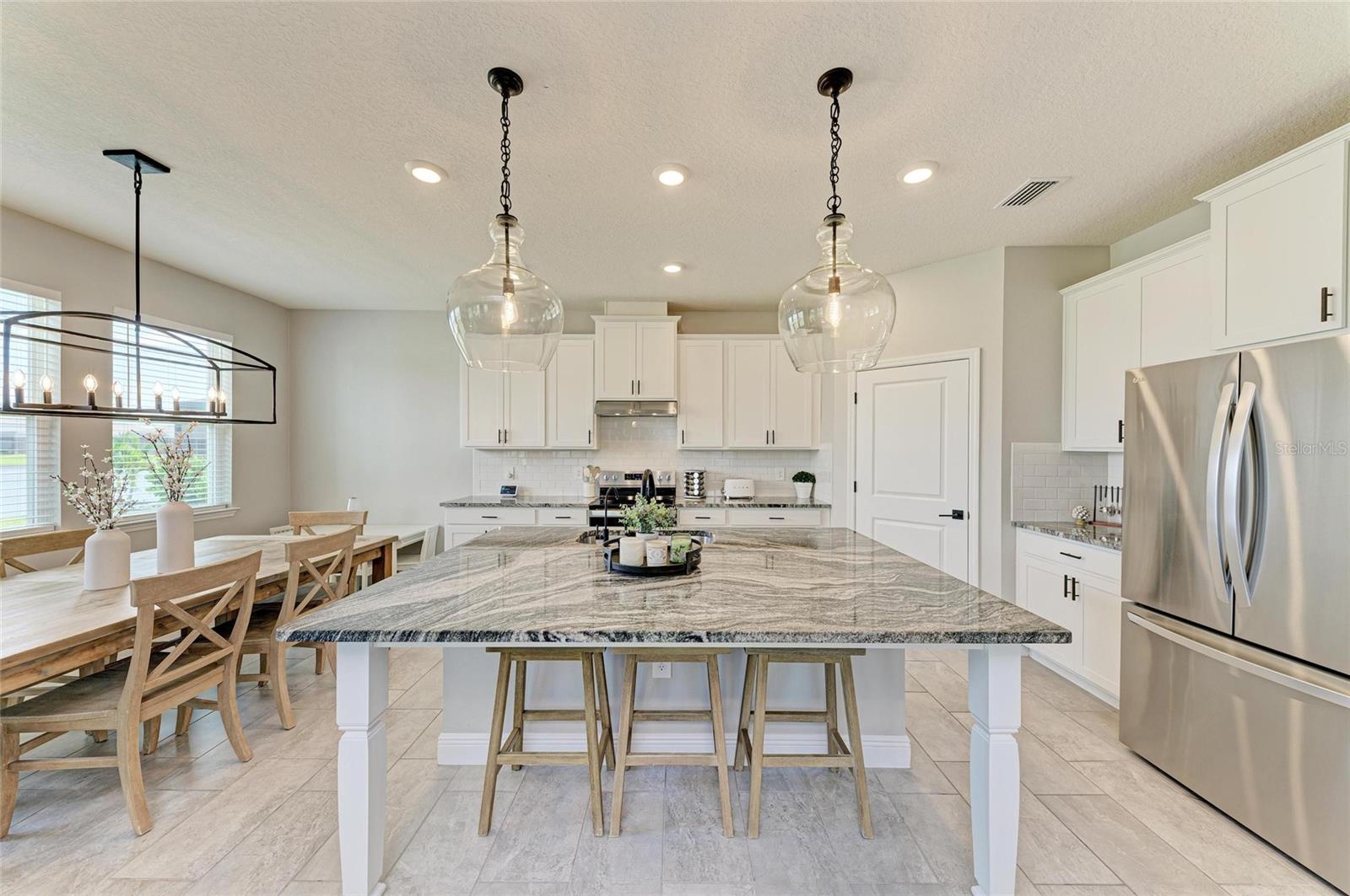 Image 7 of 56 For 16724 Barnwood Place