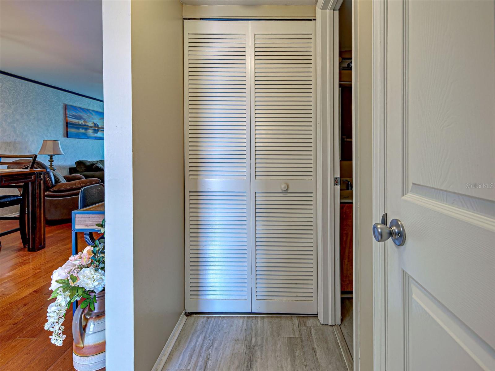 Image 31 of 48 For 3310 Loveland Boulevard 1506