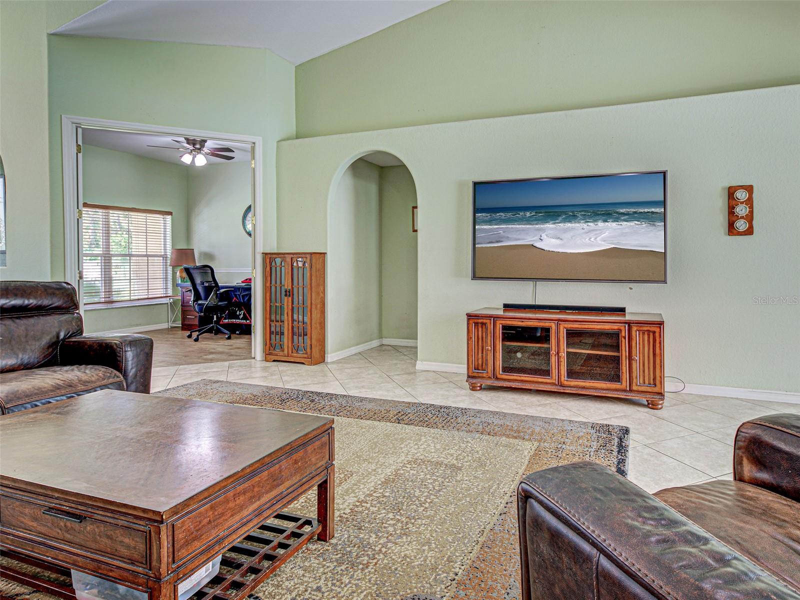 Image 9 of 87 For 3286 Henderson Lane
