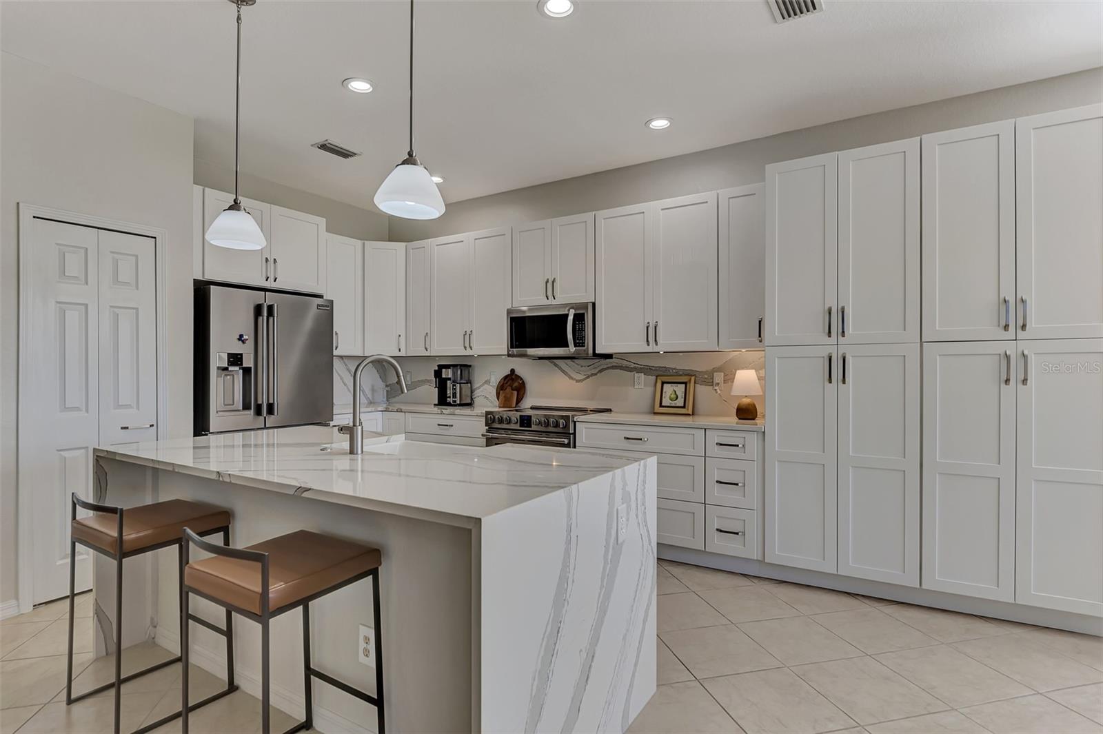 Image 21 of 53 For 20619 Capello Drive