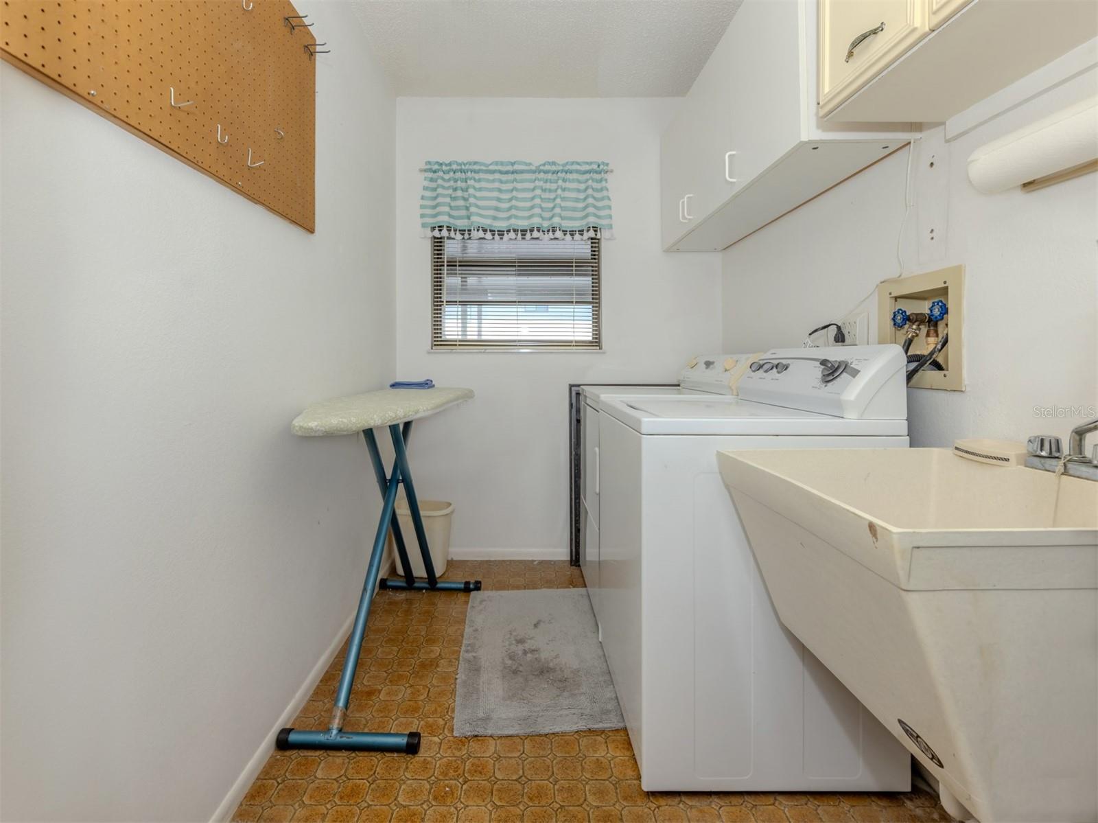 Image 14 of 21 For 1708 Bonitas Circle 1726a