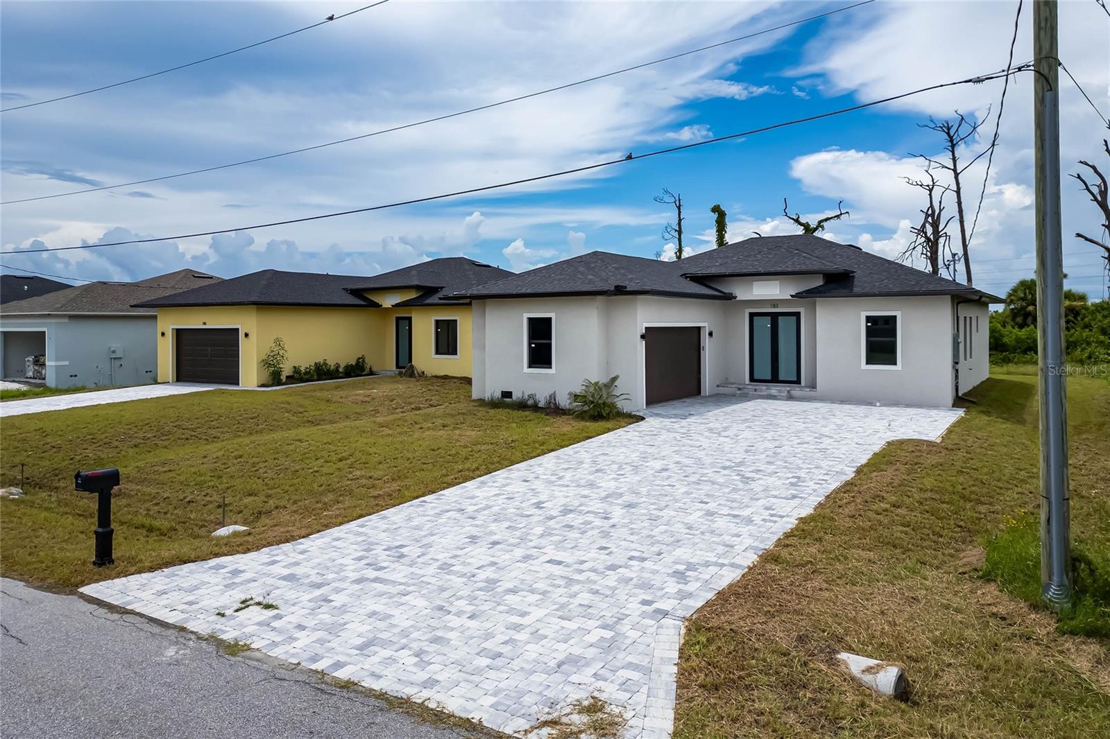Image 48 of 59 For 183 Sesame Road E