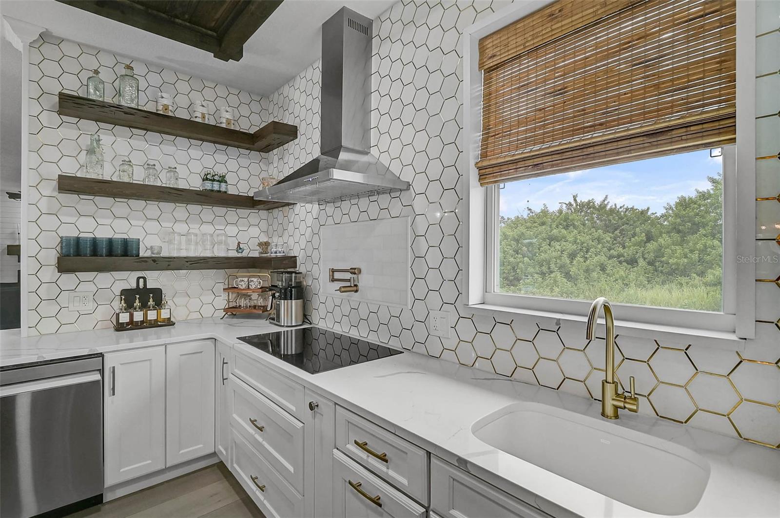 Image 16 of 82 For 28801 100th Drive E
