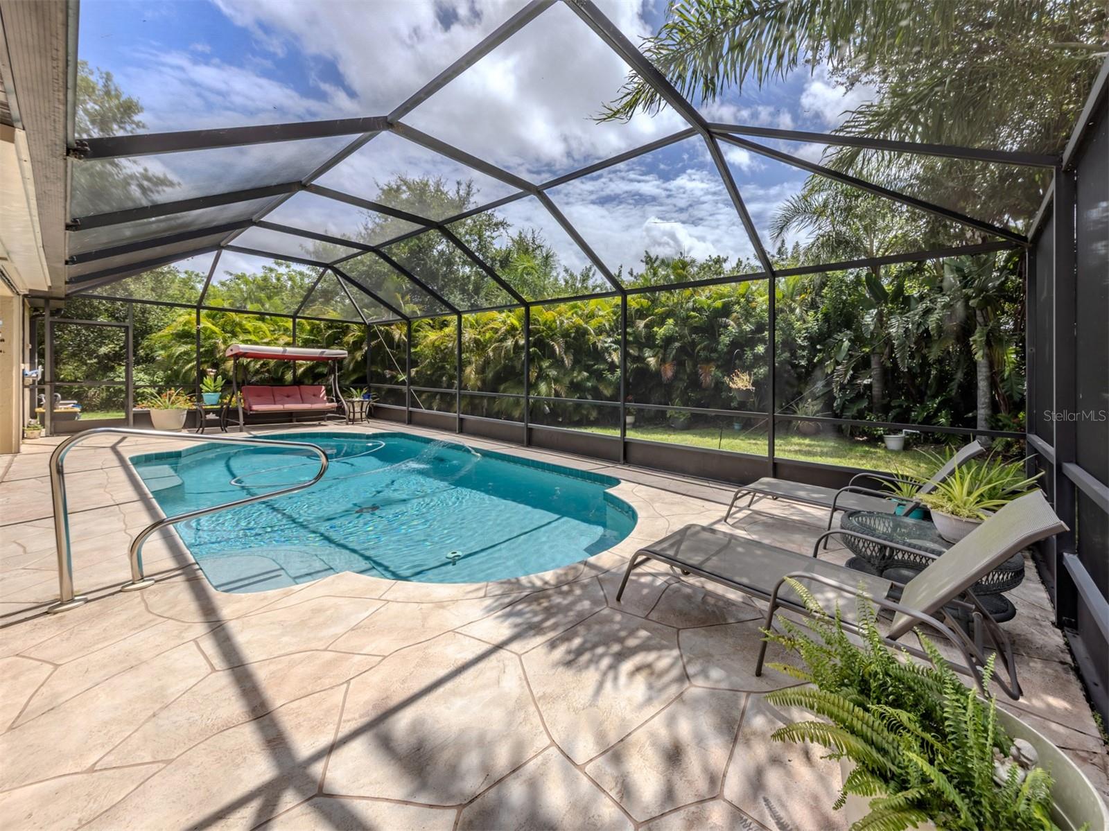 Image 26 of 66 For 7851 Howser Court