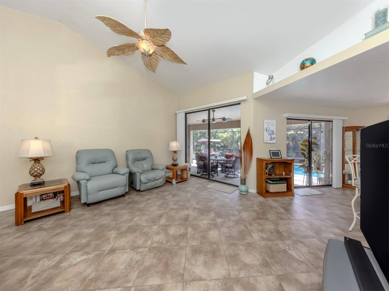 Image 4 of 66 For 7851 Howser Court