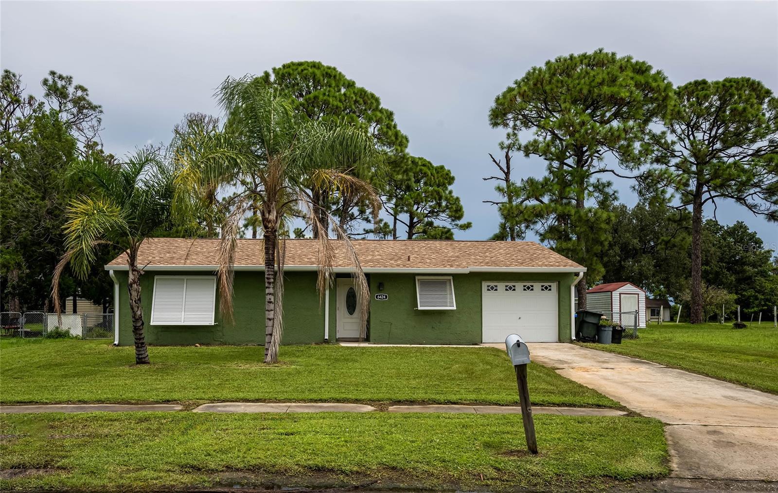 Image 4 of 47 For 6424 Elmwood Road