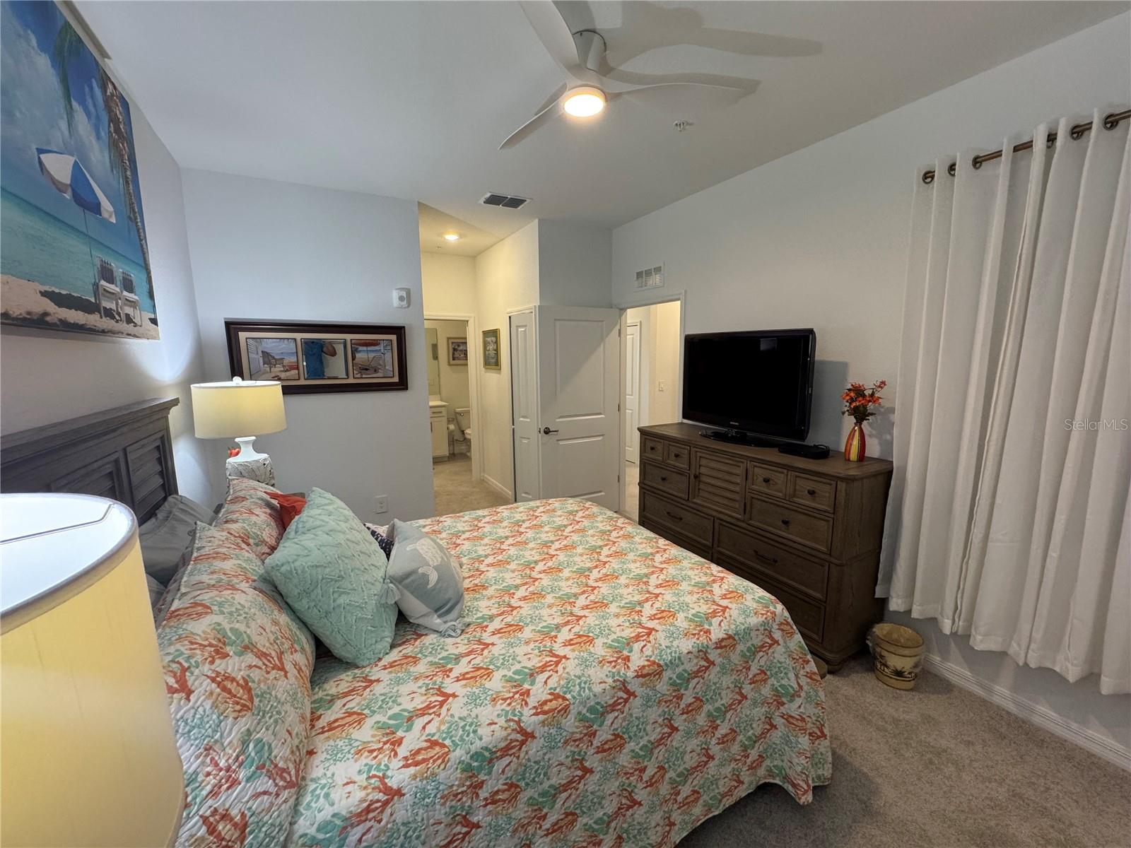 Image 15 of 35 For 17655 Opal Sand Drive 401