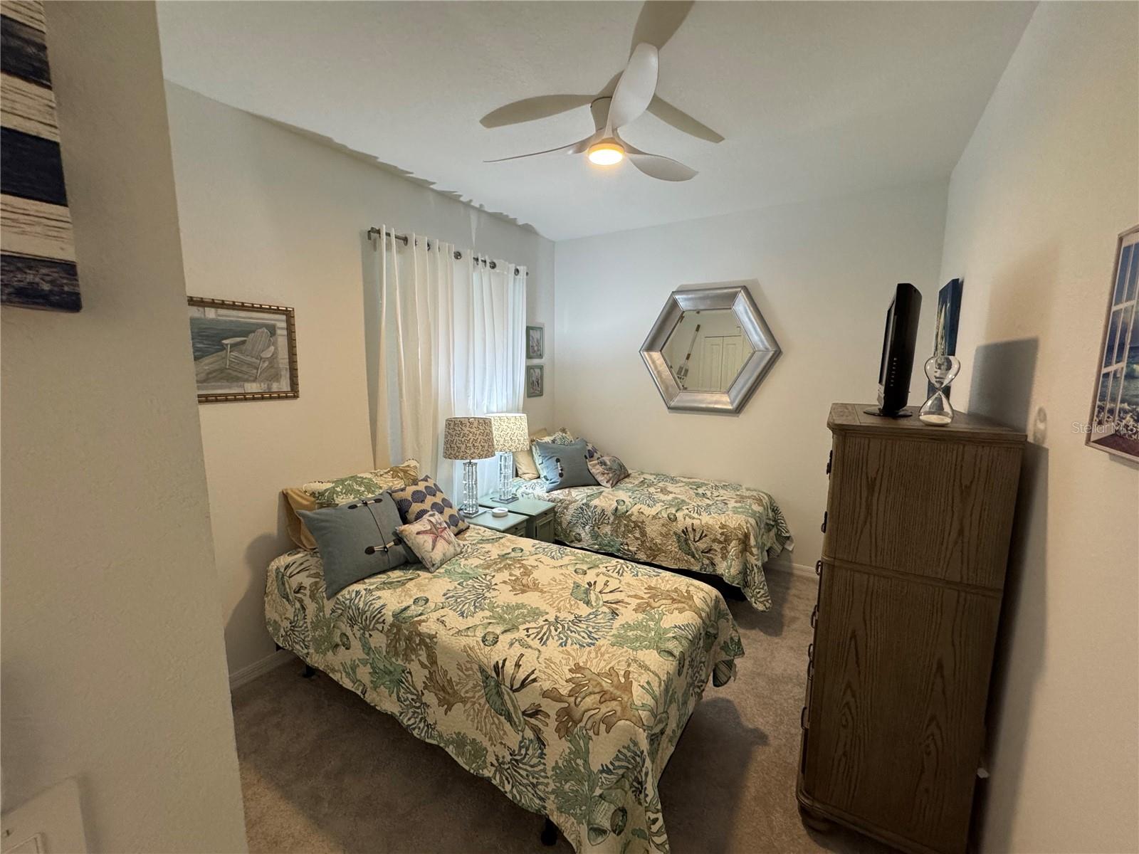 Image 19 of 35 For 17655 Opal Sand Drive 401