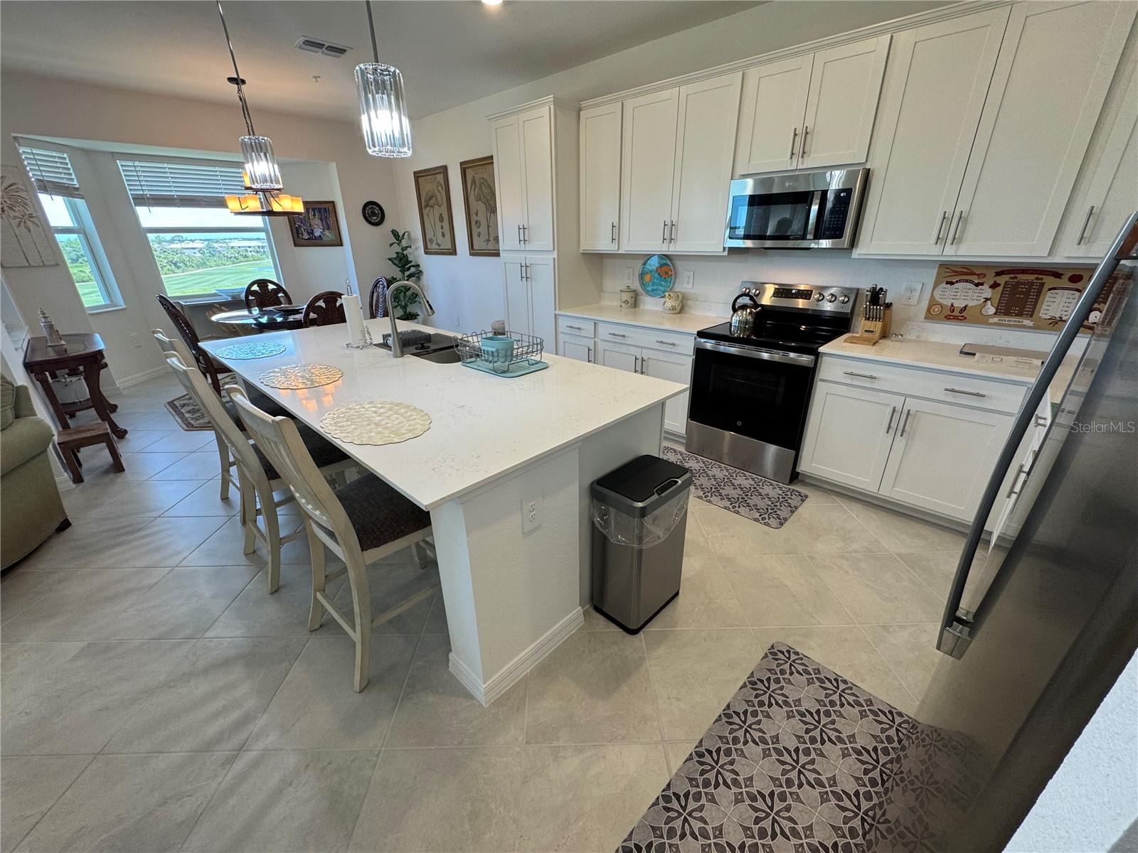 Image 3 of 35 For 17655 Opal Sand Drive 401