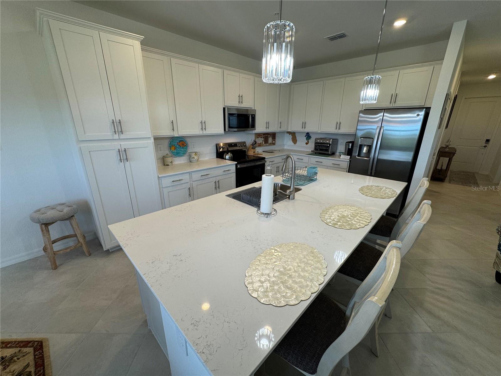Image 6 of 35 For 17655 Opal Sand Drive 401