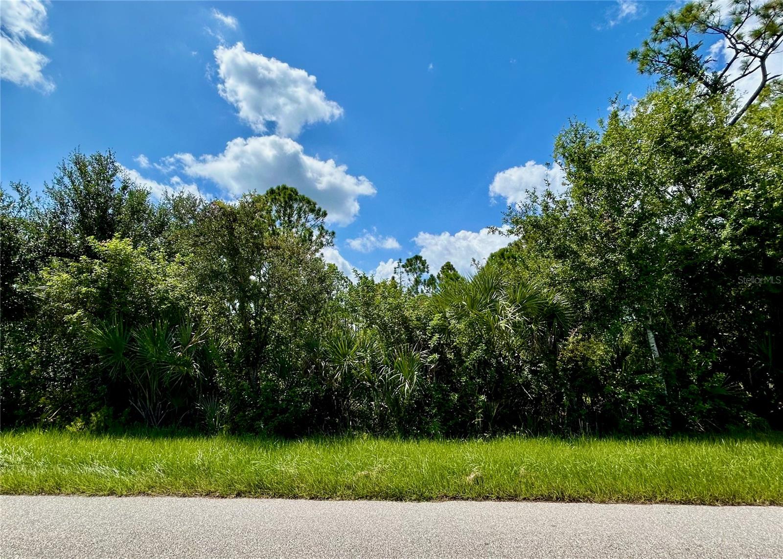 Image 6 of 11 For 13451 & 13459 Eleanor Avenue