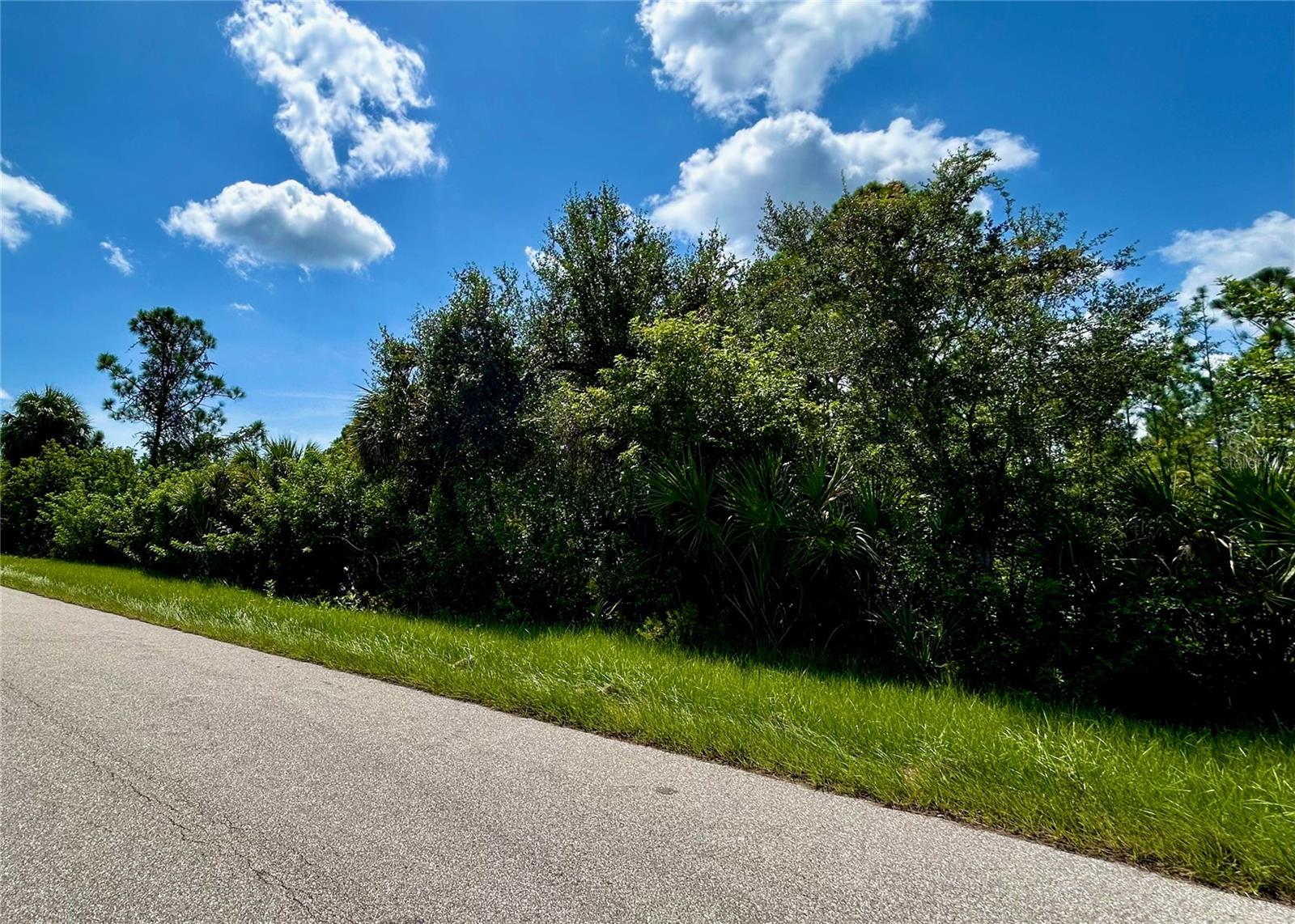 Image 7 of 11 For 13451 & 13459 Eleanor Avenue