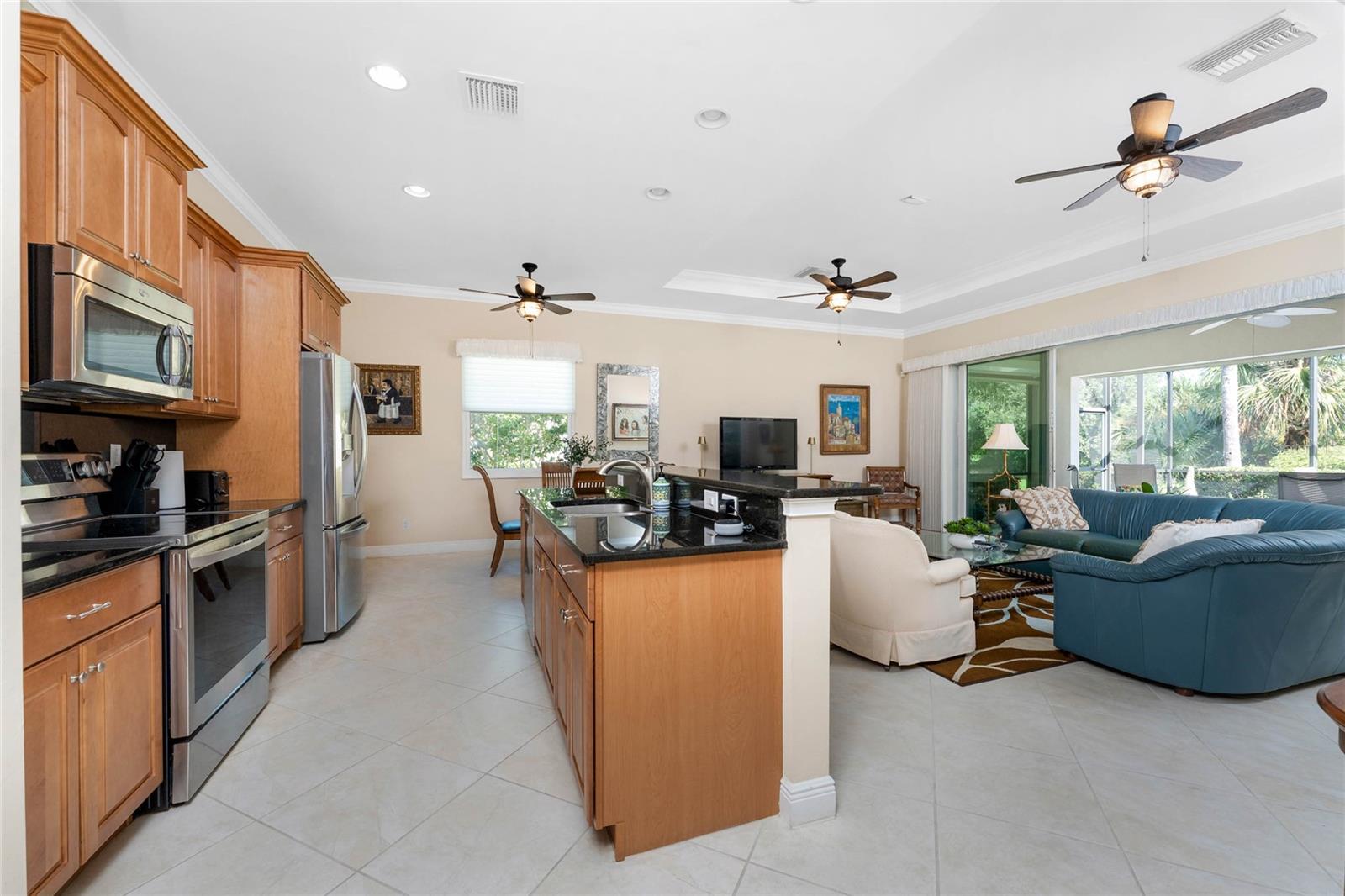 Image 9 of 60 For 102 Palazzo Court
