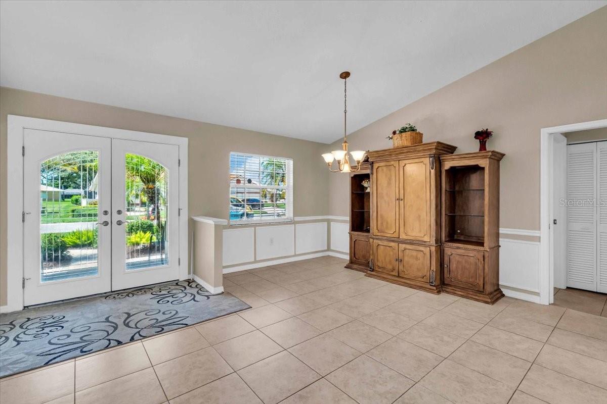 Image 14 of 33 For 1422 Quail Lake Drive