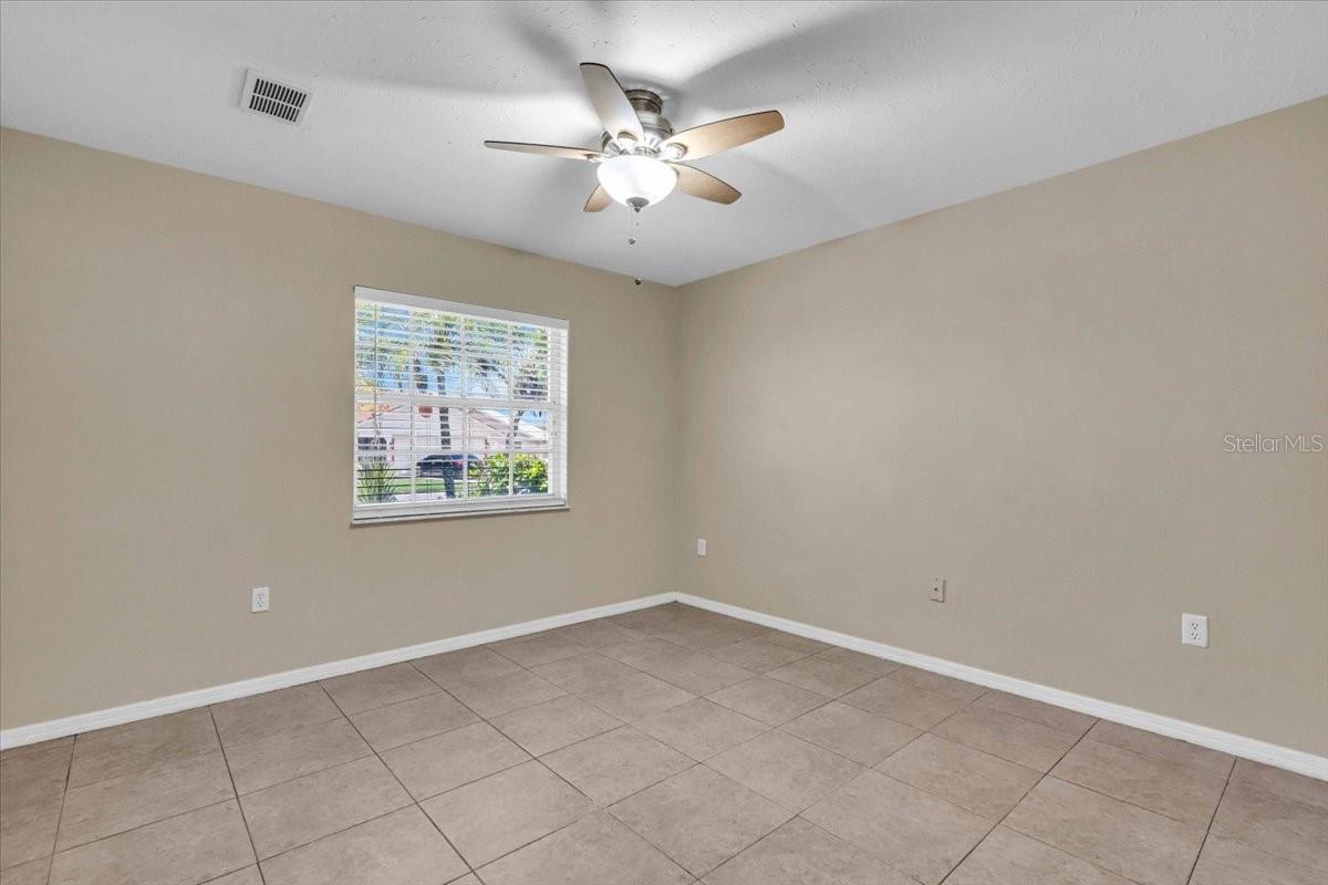 Image 21 of 33 For 1422 Quail Lake Drive