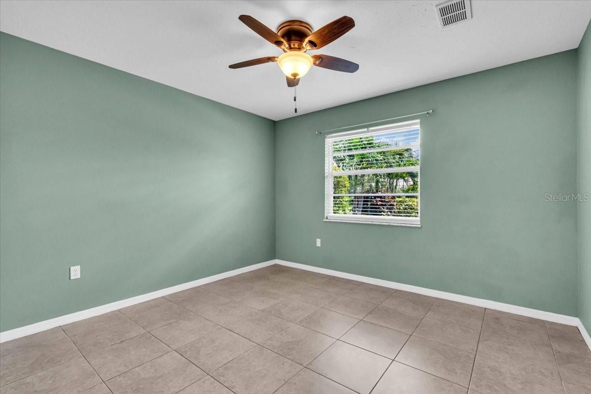 Image 23 of 33 For 1422 Quail Lake Drive