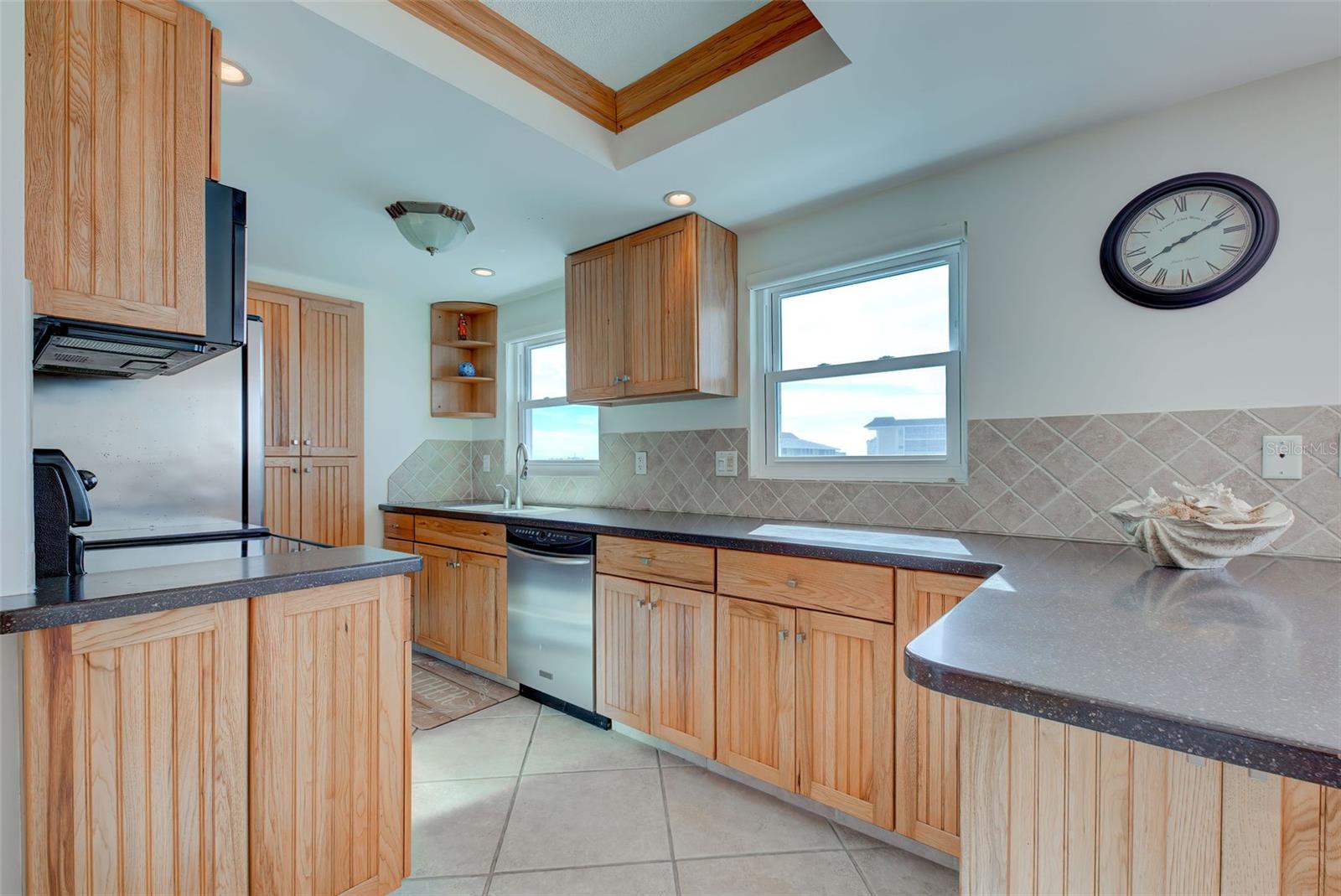 Image 16 of 40 For 1255 Tarpon Center Dr.  505