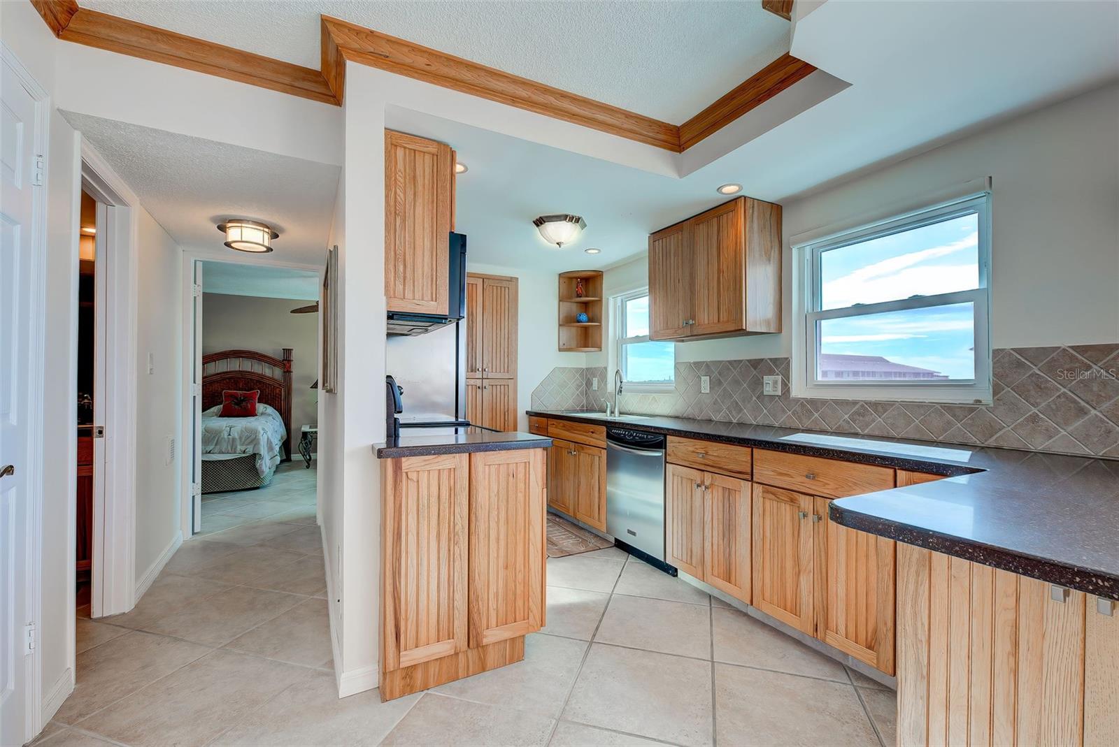 Image 17 of 40 For 1255 Tarpon Center Dr.  505