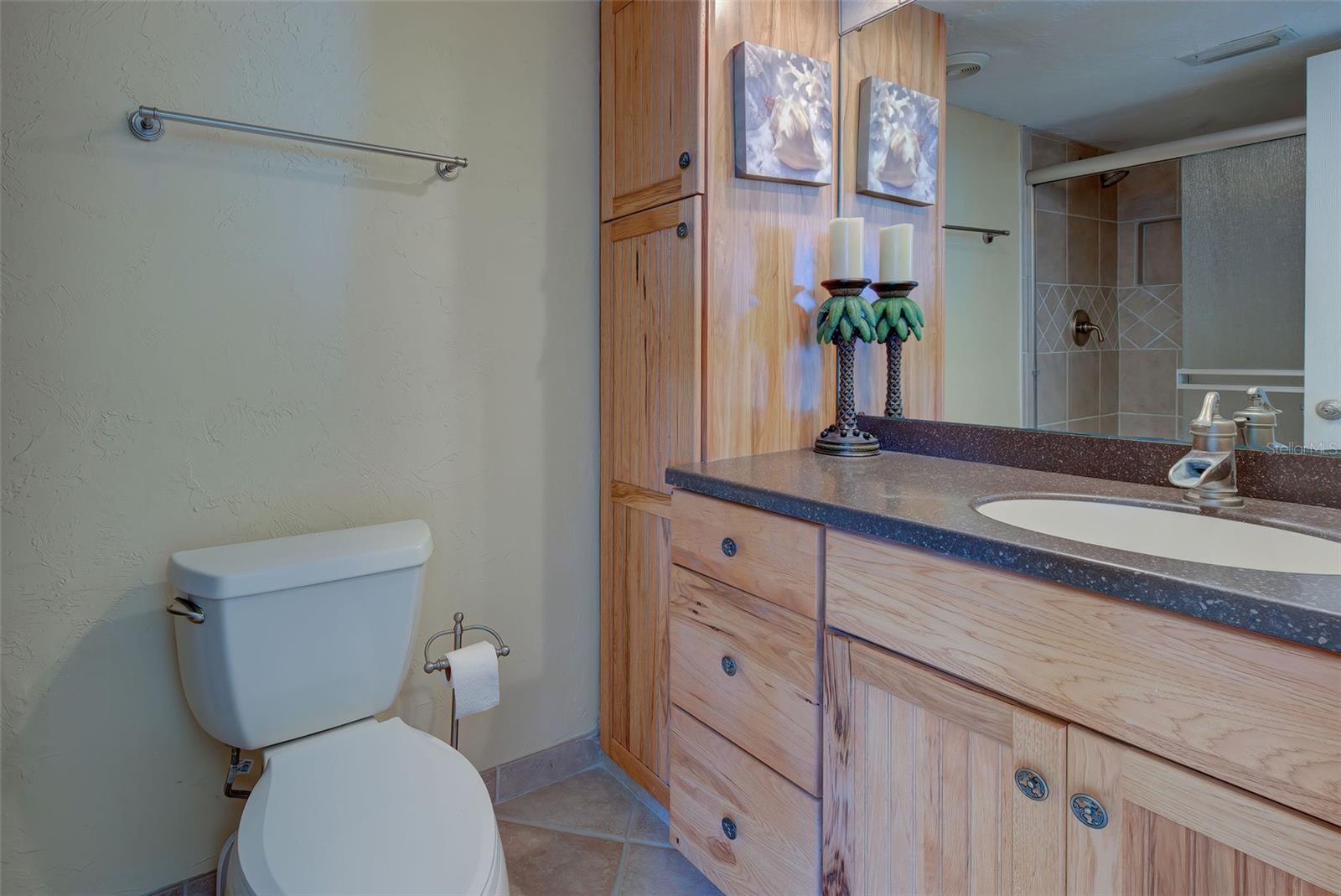 Image 24 of 40 For 1255 Tarpon Center Dr.  505
