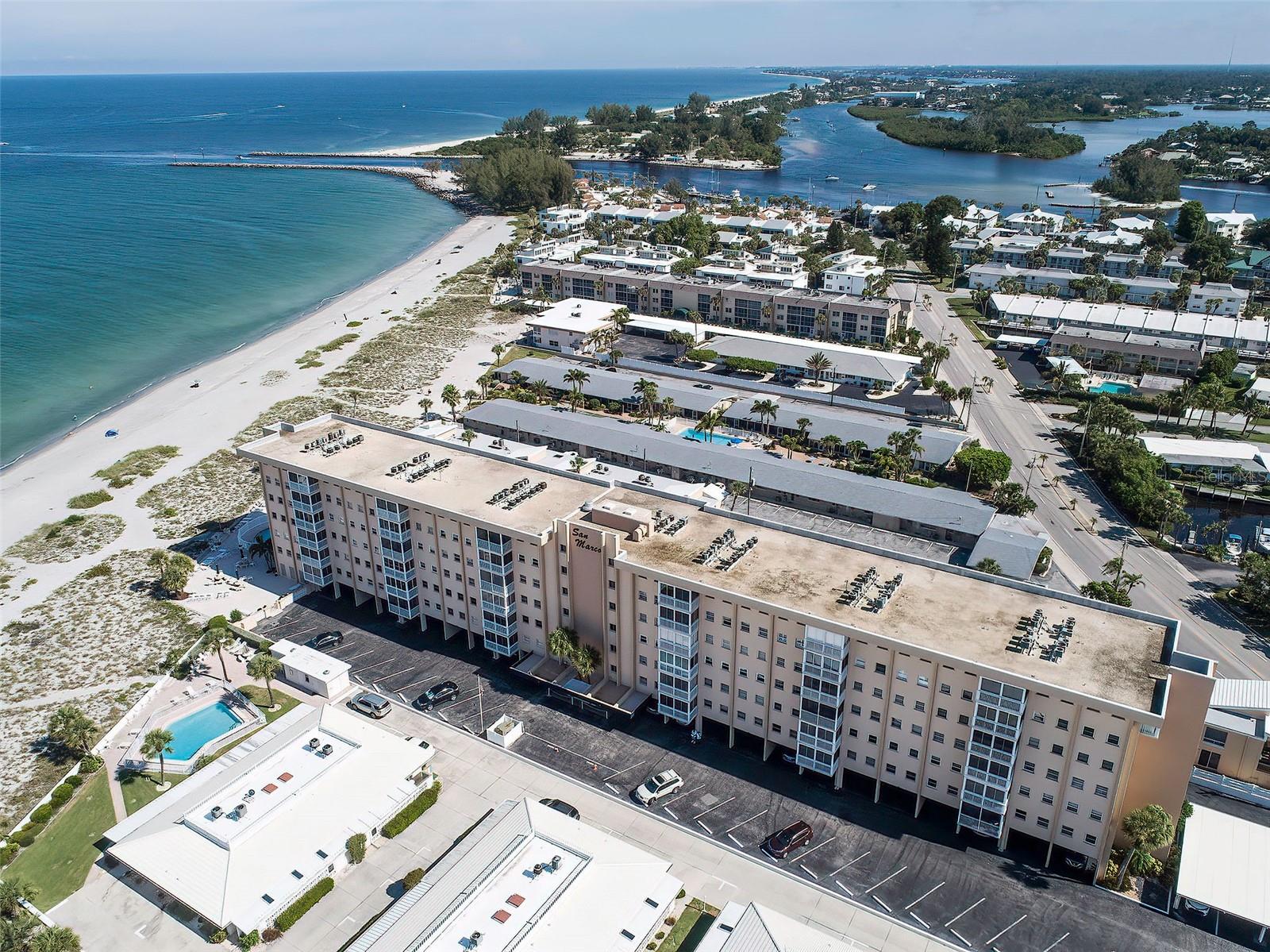 Image 3 of 40 For 1255 Tarpon Center Dr.  505