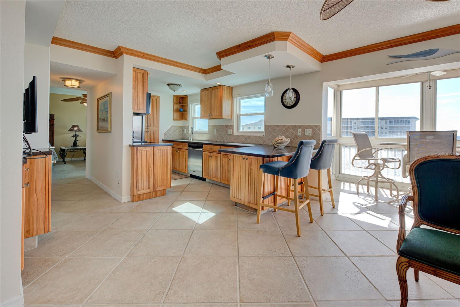 Image 31 of 40 For 1255 Tarpon Center Dr.  505