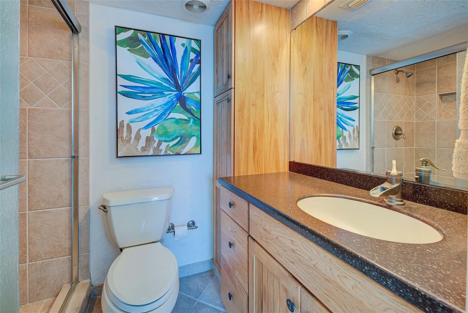 Image 34 of 40 For 1255 Tarpon Center Dr.  505