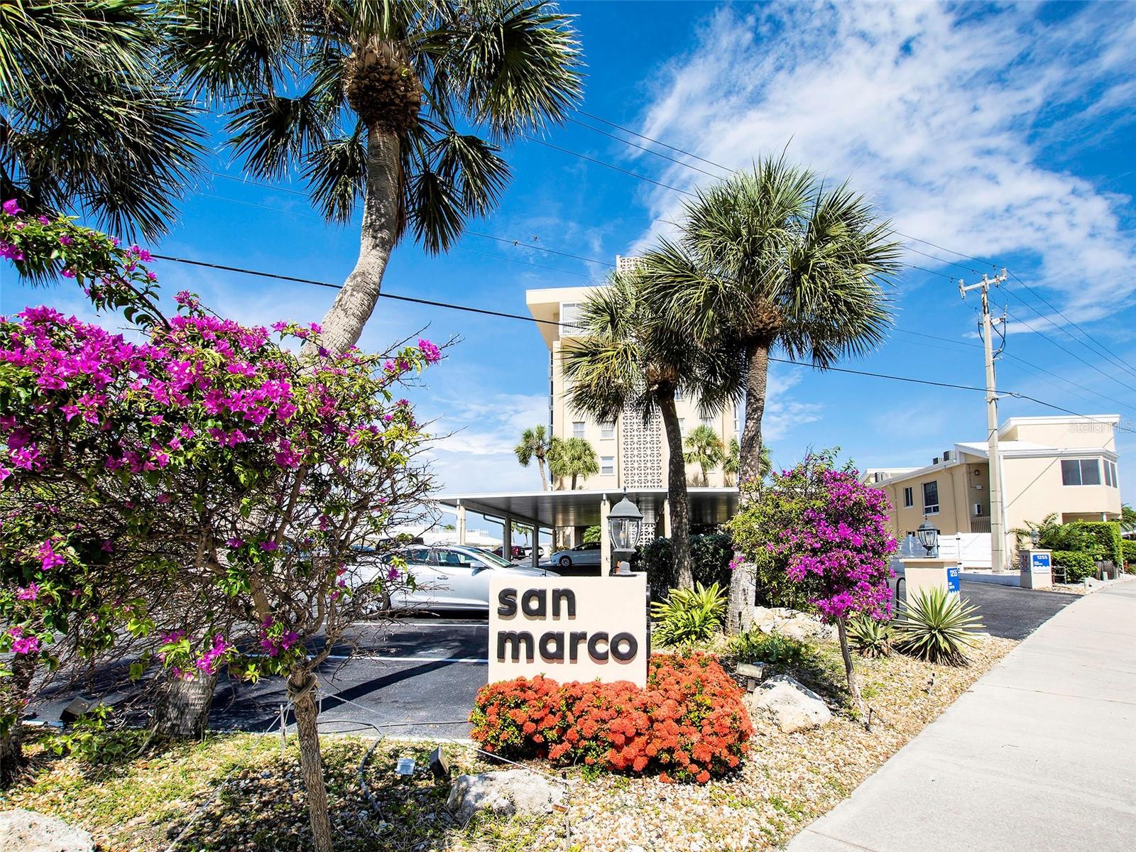 Image 7 of 40 For 1255 Tarpon Center Dr.  505