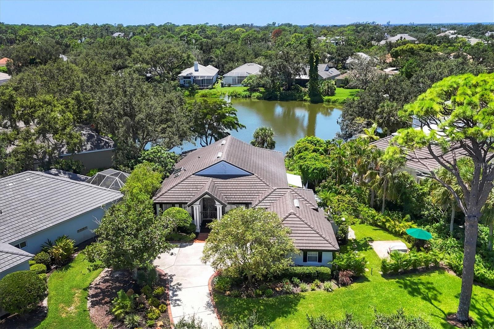 Image 45 of 68 For 17 Bayhead Lane