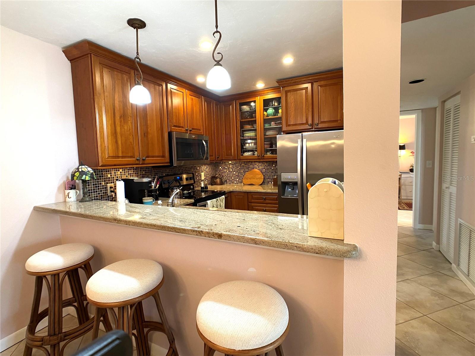Image 10 of 26 For 654 Bird Bay Drive E 106