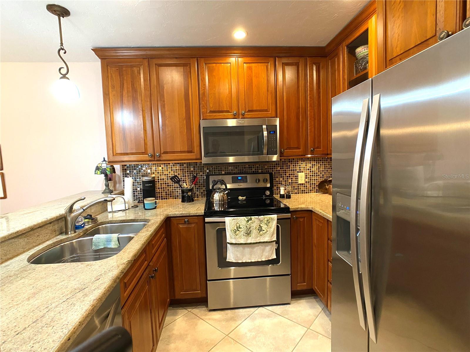 Image 11 of 26 For 654 Bird Bay Drive E 106