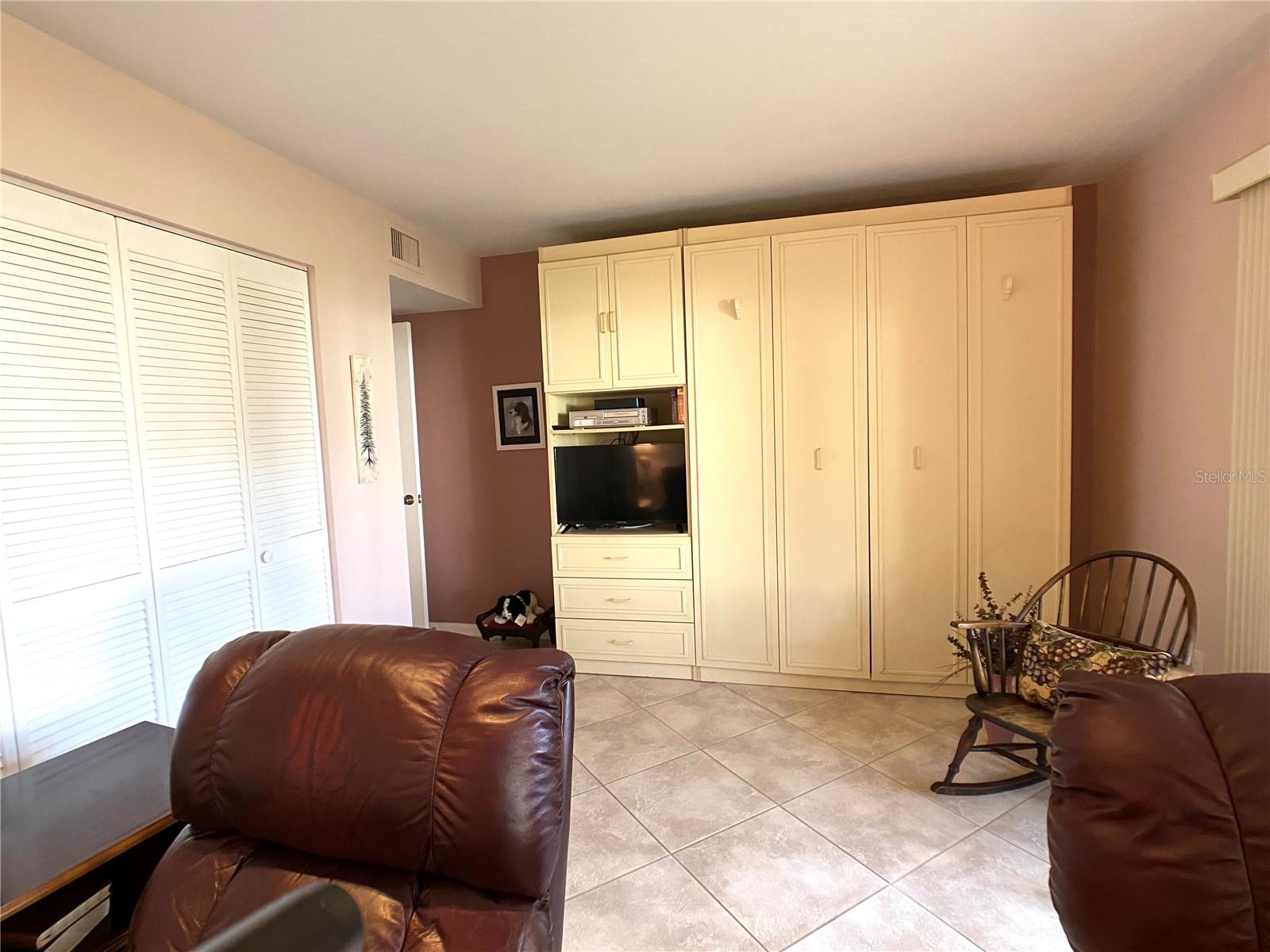 Image 12 of 26 For 654 Bird Bay Drive E 106