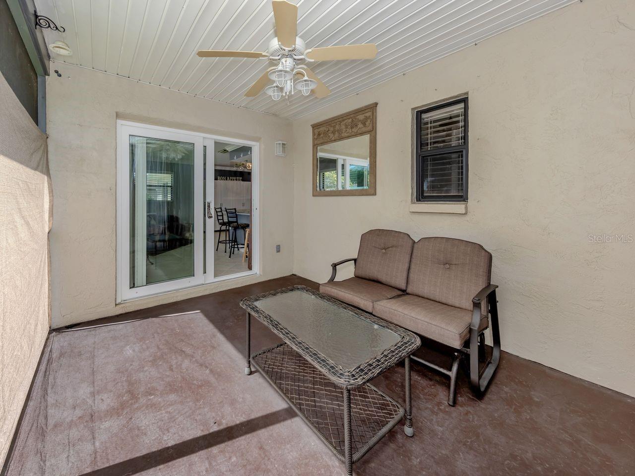 Image 15 of 29 For 422 Pineview Drive