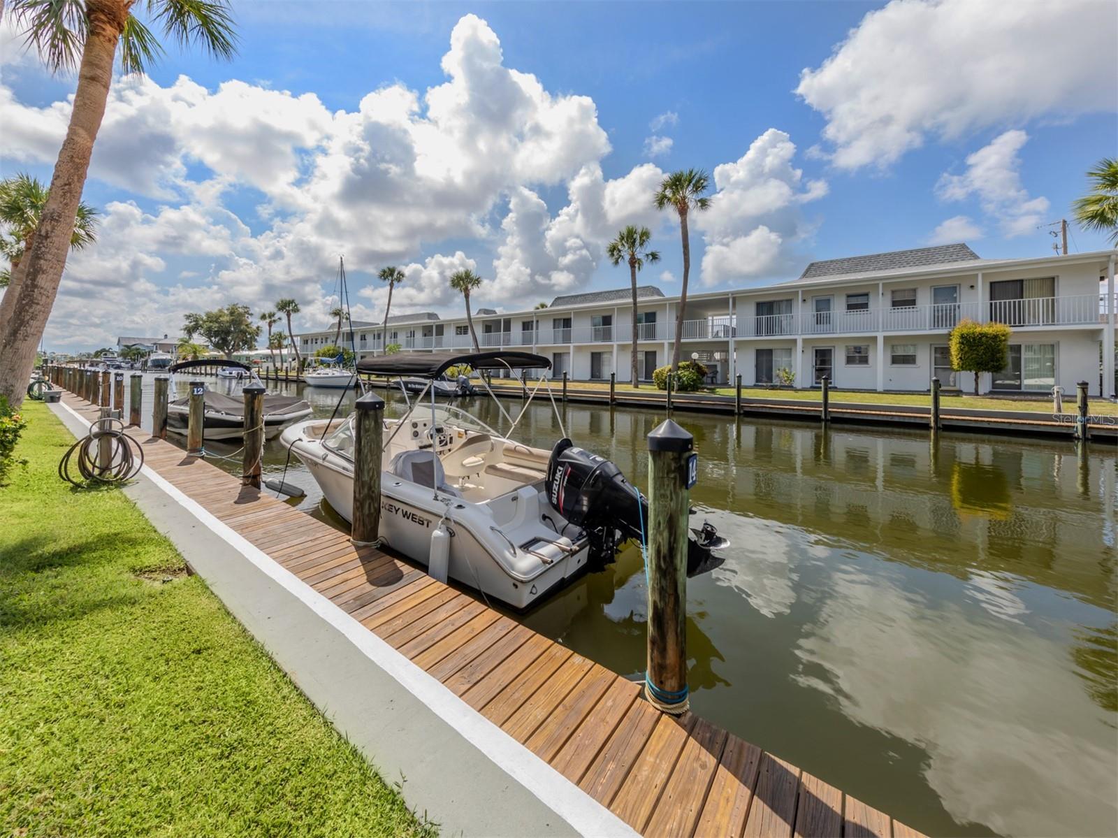 Image 12 of 60 For 1001 Inlet Circle 171