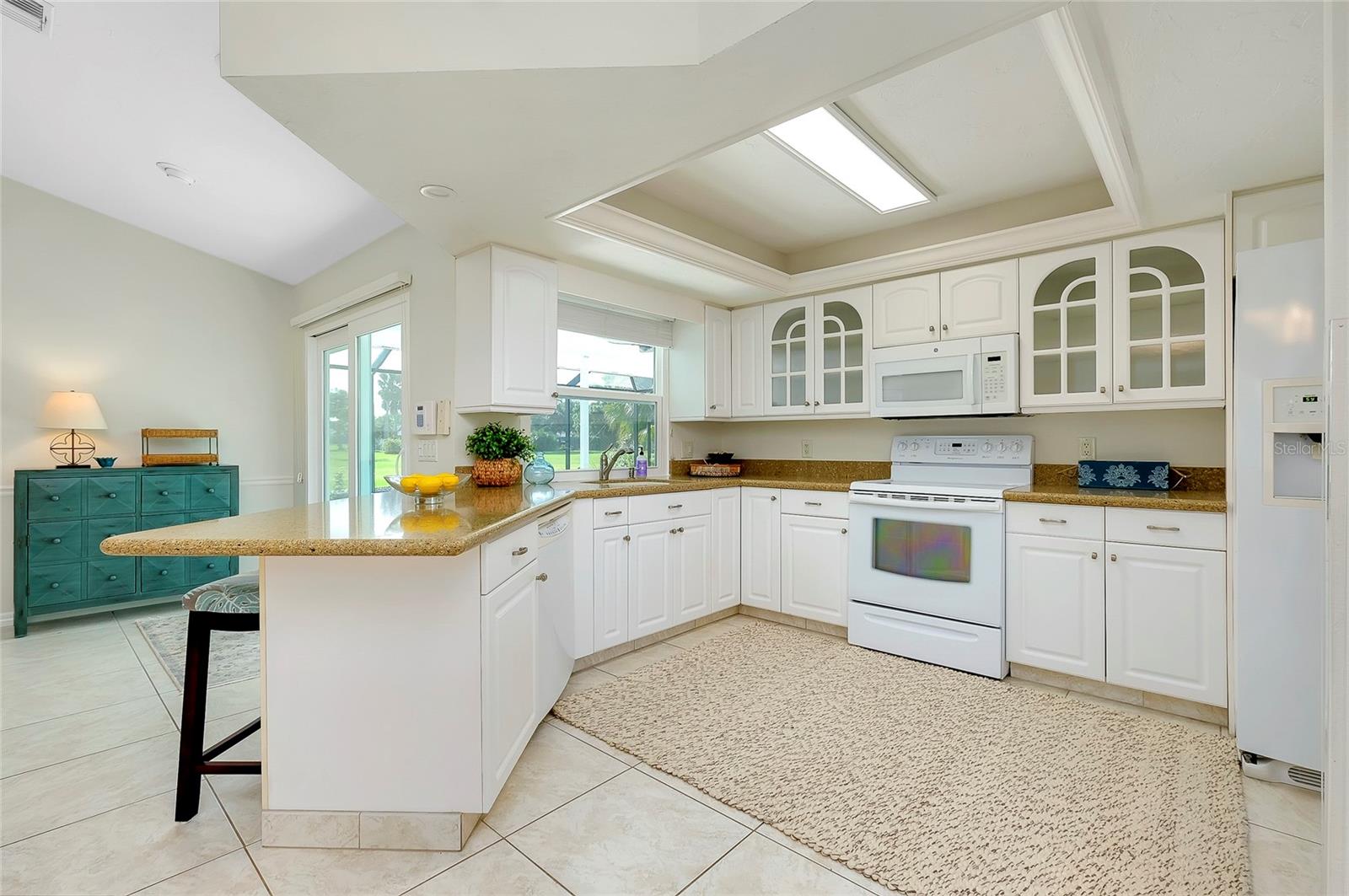 Image 19 of 45 For 552 Silk Oak Drive