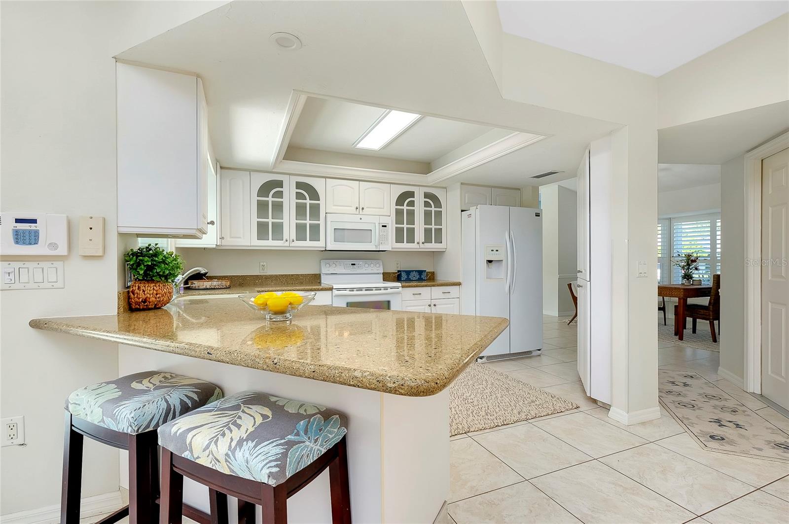 Image 20 of 45 For 552 Silk Oak Drive