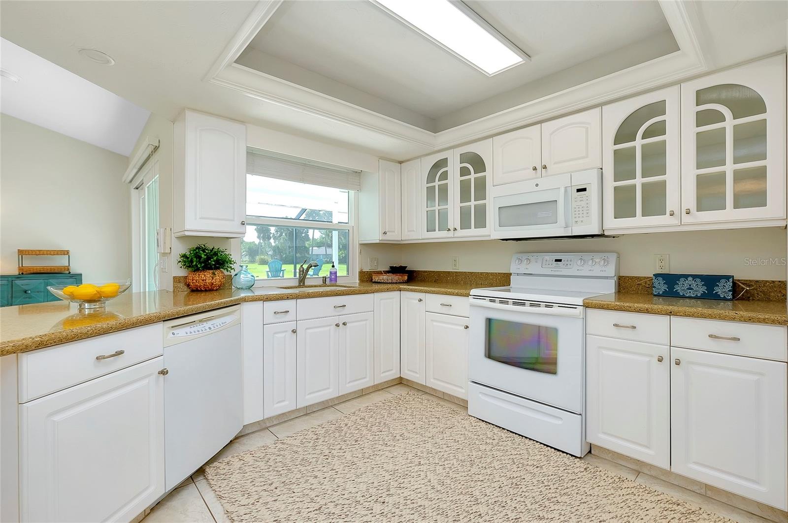Image 23 of 45 For 552 Silk Oak Drive