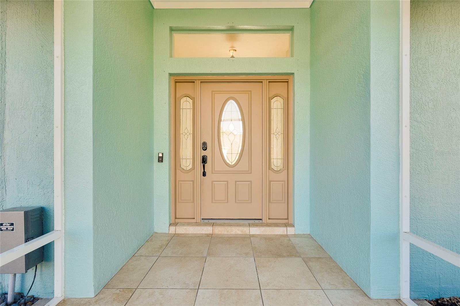 Image 9 of 45 For 552 Silk Oak Drive