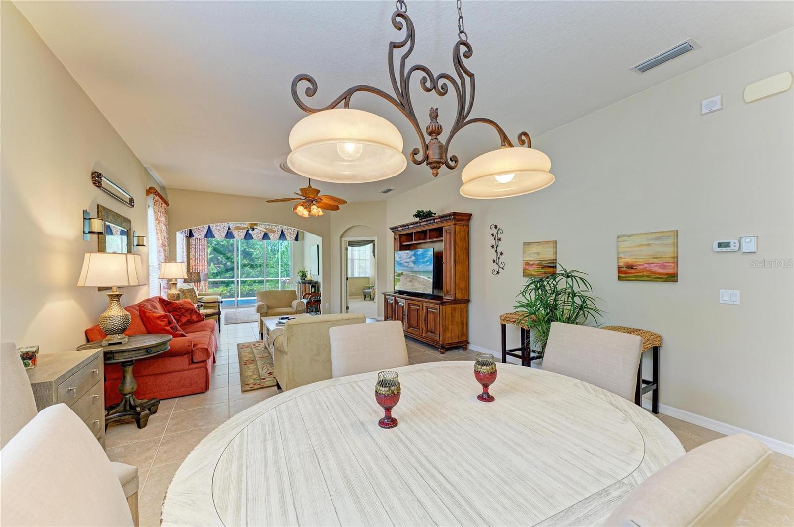 Image 14 of 90 For 1655 Lancashire Drive 1655