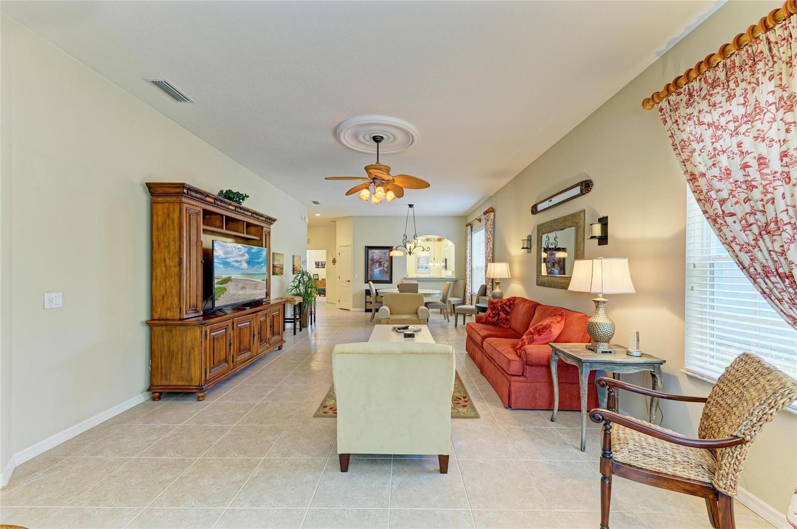 Image 19 of 90 For 1655 Lancashire Drive 1655