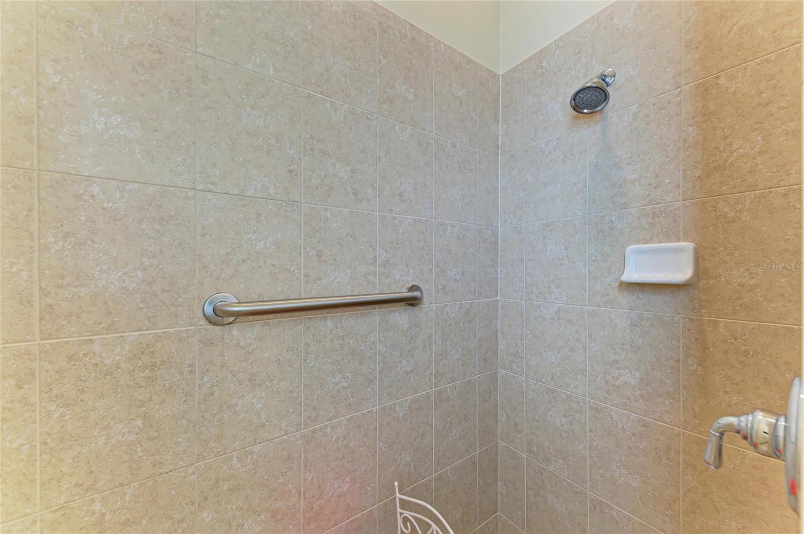 Image 32 of 90 For 1655 Lancashire Drive 1655