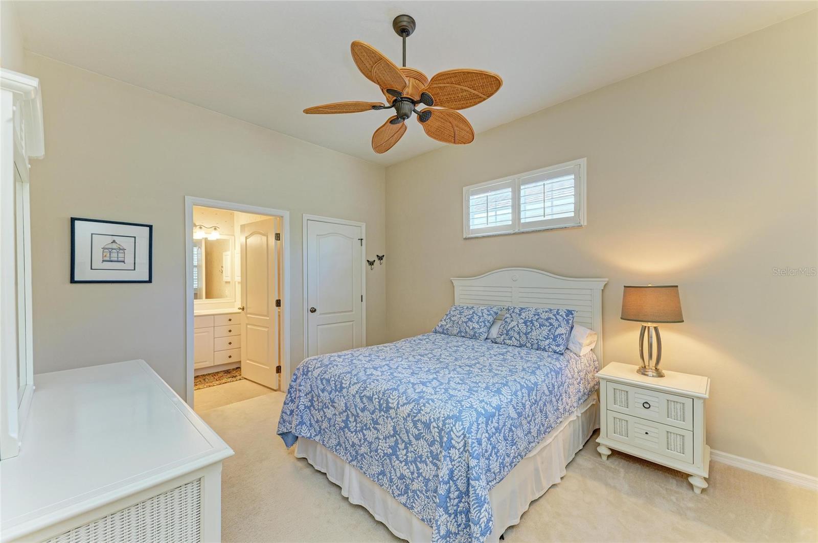 Image 36 of 90 For 1655 Lancashire Drive 1655