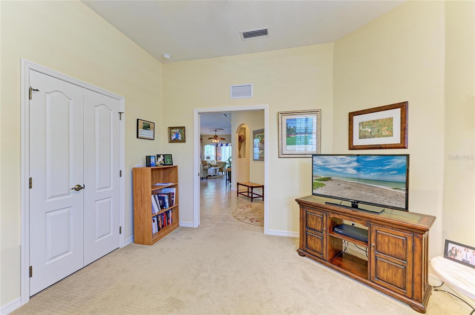 Image 47 of 90 For 1655 Lancashire Drive 1655