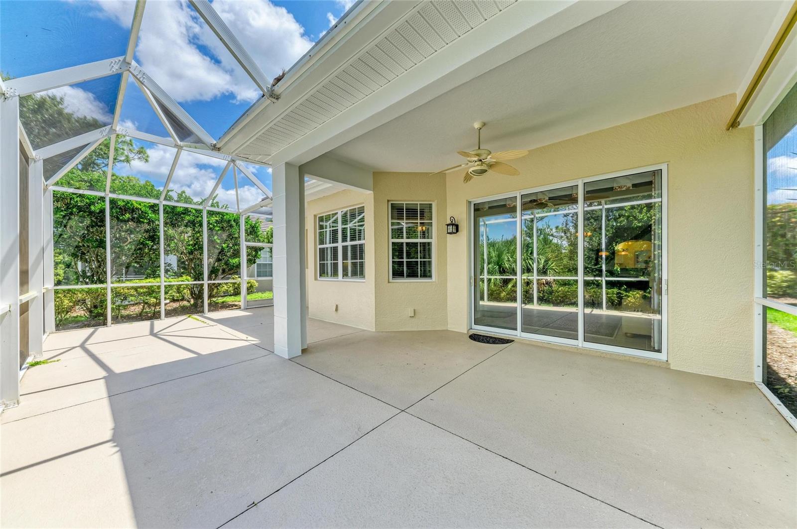 Image 51 of 90 For 1655 Lancashire Drive 1655