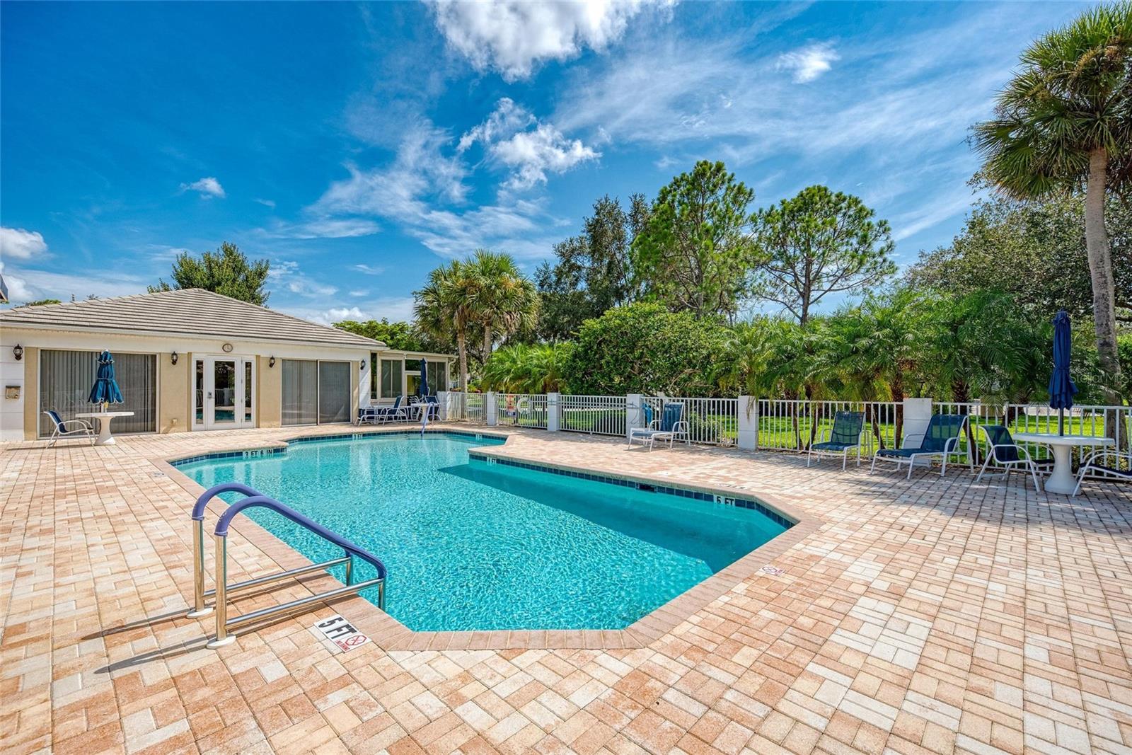 Image 73 of 90 For 1655 Lancashire Drive 1655