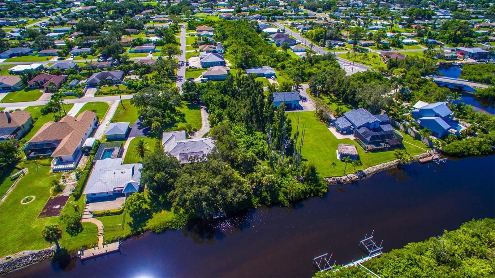Image 4 of 18 For Lemon Bay Drive